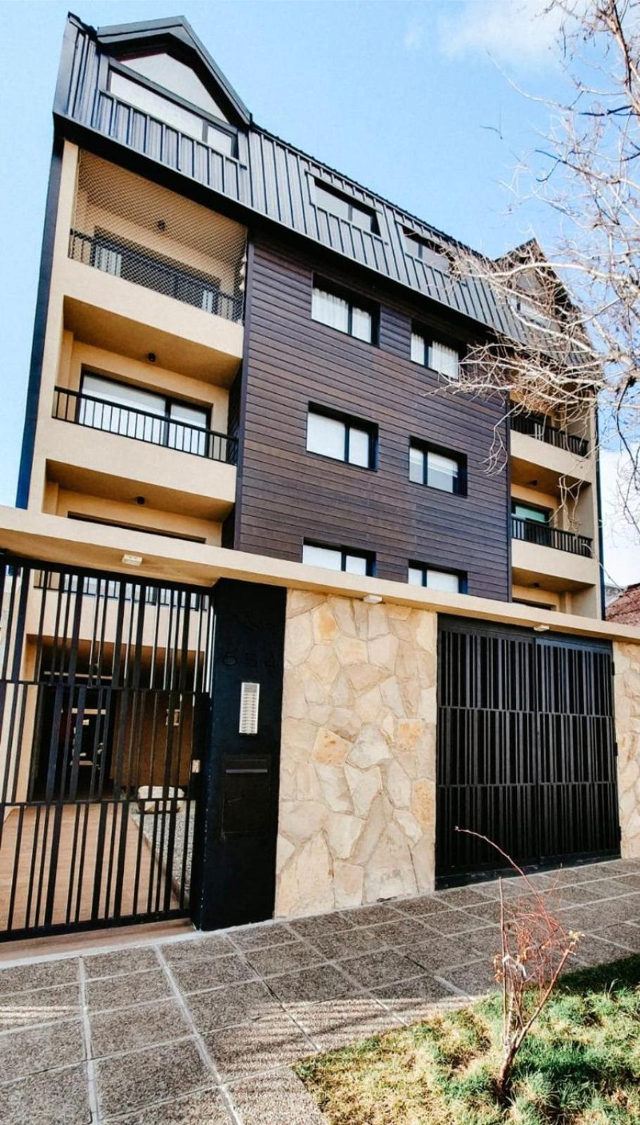 Palacios Bari Alojamientos San Carlos de Bariloche Exteriör bild